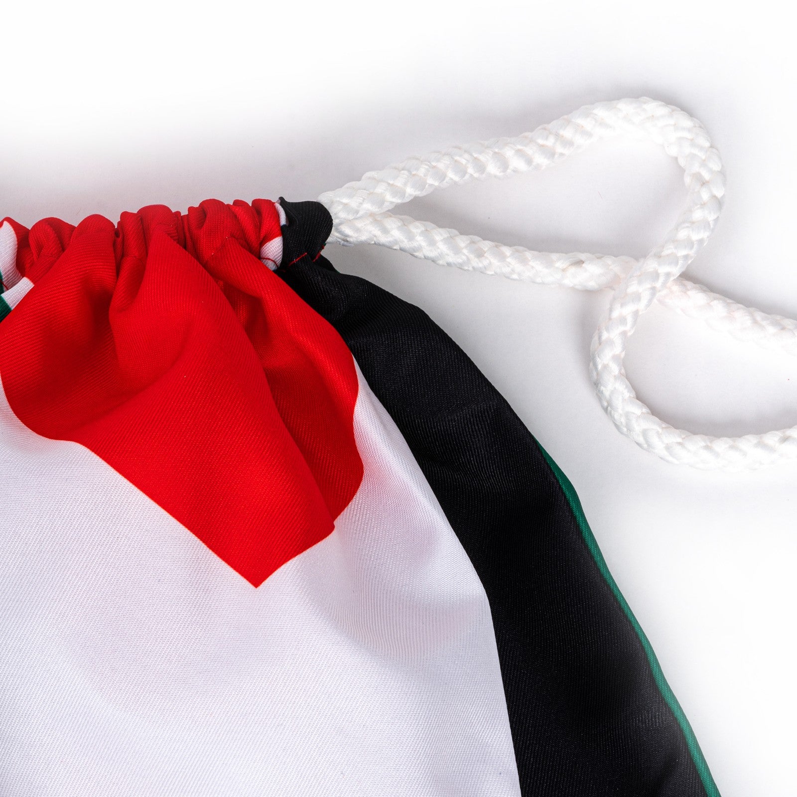 b4c39cf7df45424665d5a7774858f357